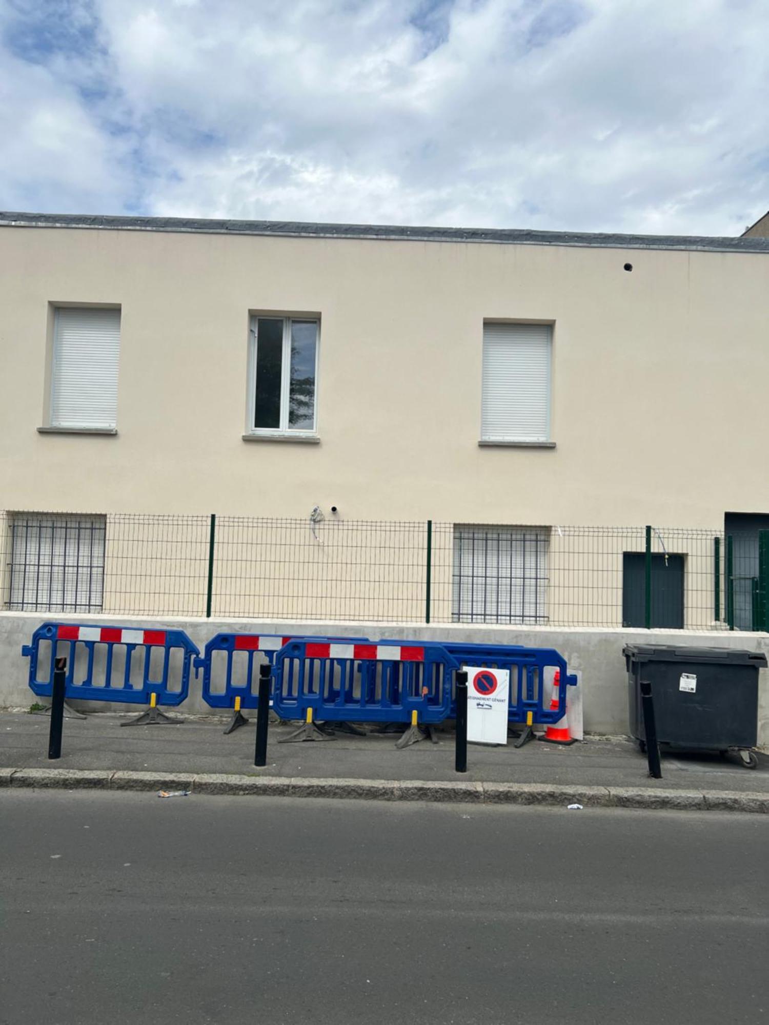 Studio A 2 Arret De Gare Du Nord بيارفيت-سور-سين المظهر الخارجي الصورة